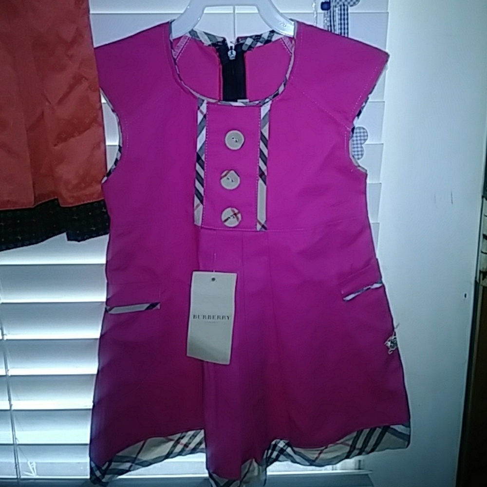 1adorable summer dress NWT